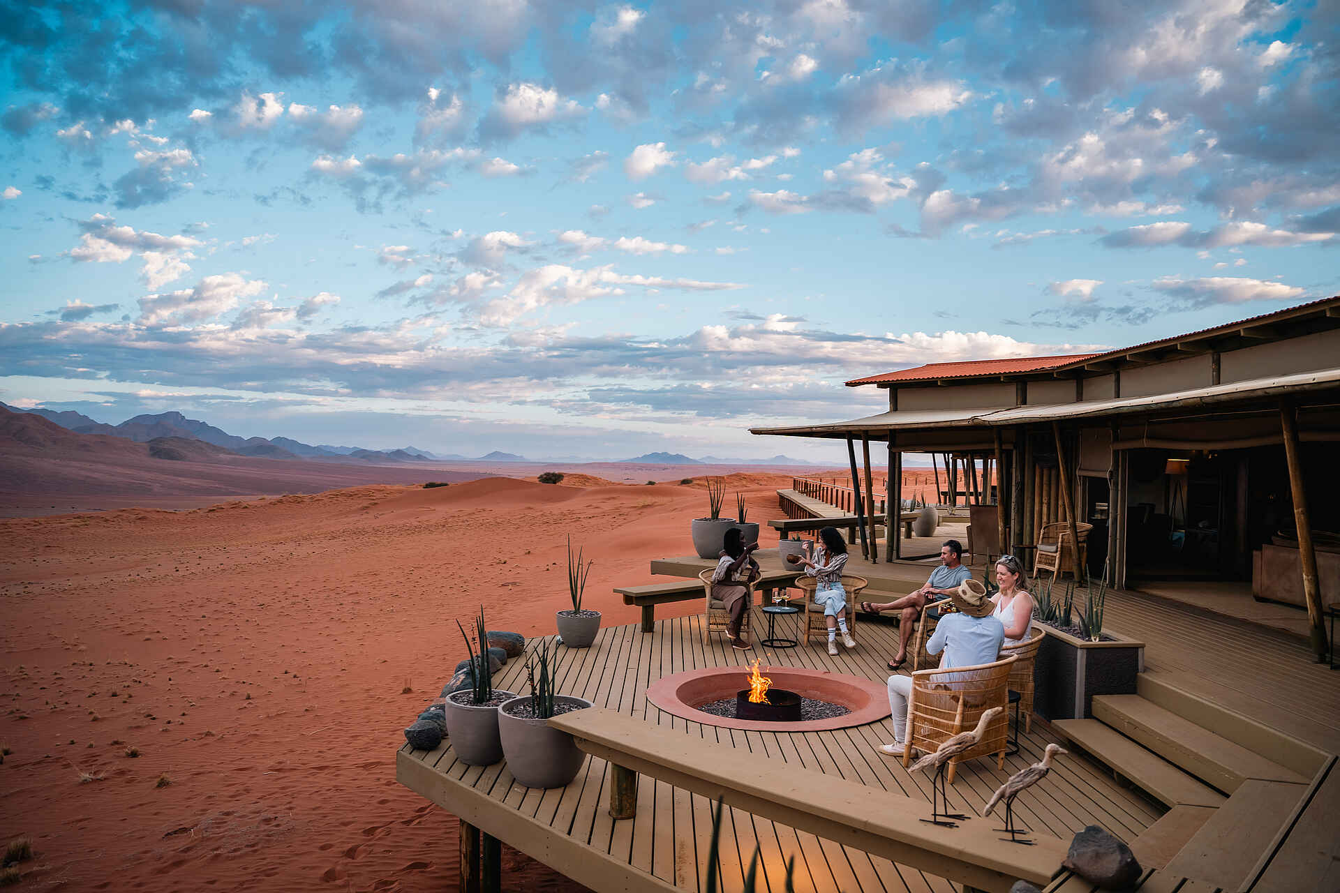 Wolwedans Desert Lodge: Am Feuer