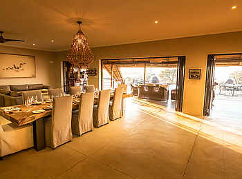 Bagatelle Kalahari Boutique Farmhouse: Der Essbereich Bagatelle Kalahari Boutique Farmhouse: Der Essbereich