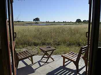 Camp Hwange: Blick auf die private Veranda