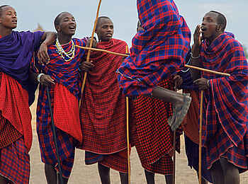 Chem Chem Lodge: Massai als Nachbarn Chem Chem Lodge: Massai als Nachbarn