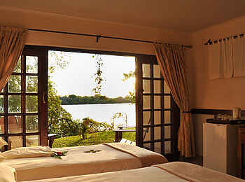 The Zambezi Waterfront: Chaletinterieur