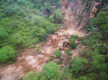 Wayo Manyara Green Camp: Endabash-Wasserfall