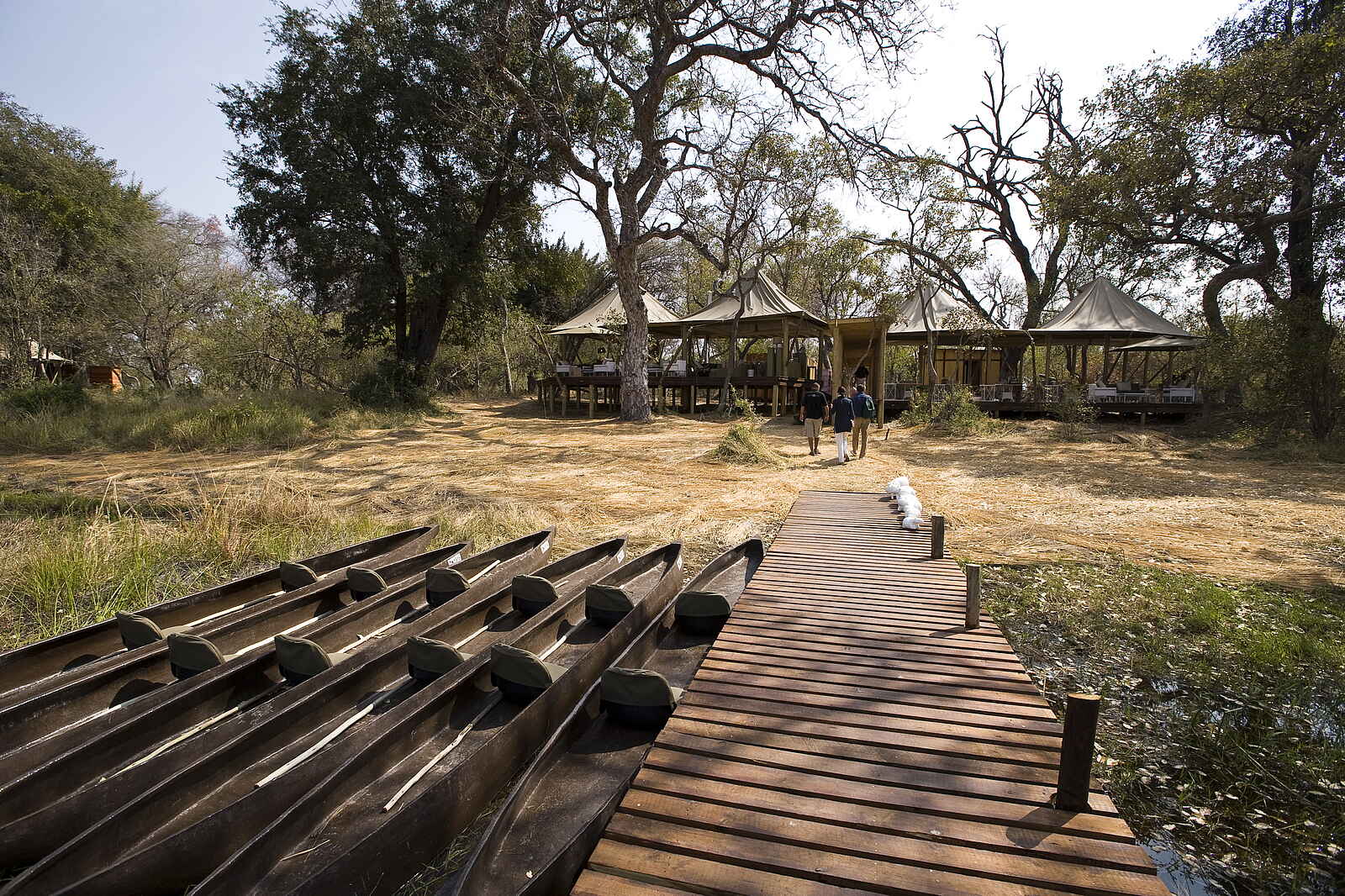 Xaranna Okavango Delta Camp: Campeigene Mokoro-Anlegestelle Xaranna Okavango Delta Camp: Campeigene Mokoro-Anlegestelle