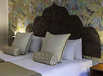 528 Victoria Falls Guesthouse: Das Schlafzimmer im Bungalow