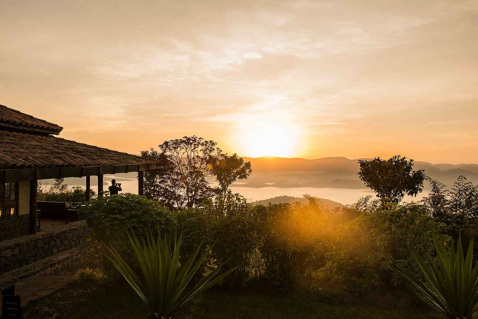 Volcanoes Virunga Lodge: Sonnenaufgang Volcanoes Virunga Lodge: Sonnenaufgang