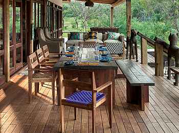 Khayelitshe House: Gedeckter Tisch Khayelitshe House: Gedeckter Tisch