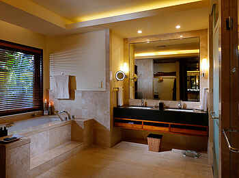 Shanti Maurice Resort & Spa: Badezimmer der Oceanview Pool Villa