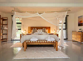 Siviti Timbavati Plains Lodge: Das Hauptschlafzimmer im Homestead Siviti Timbavati Plains Lodge: Das Hauptschlafzimmer im Homestead