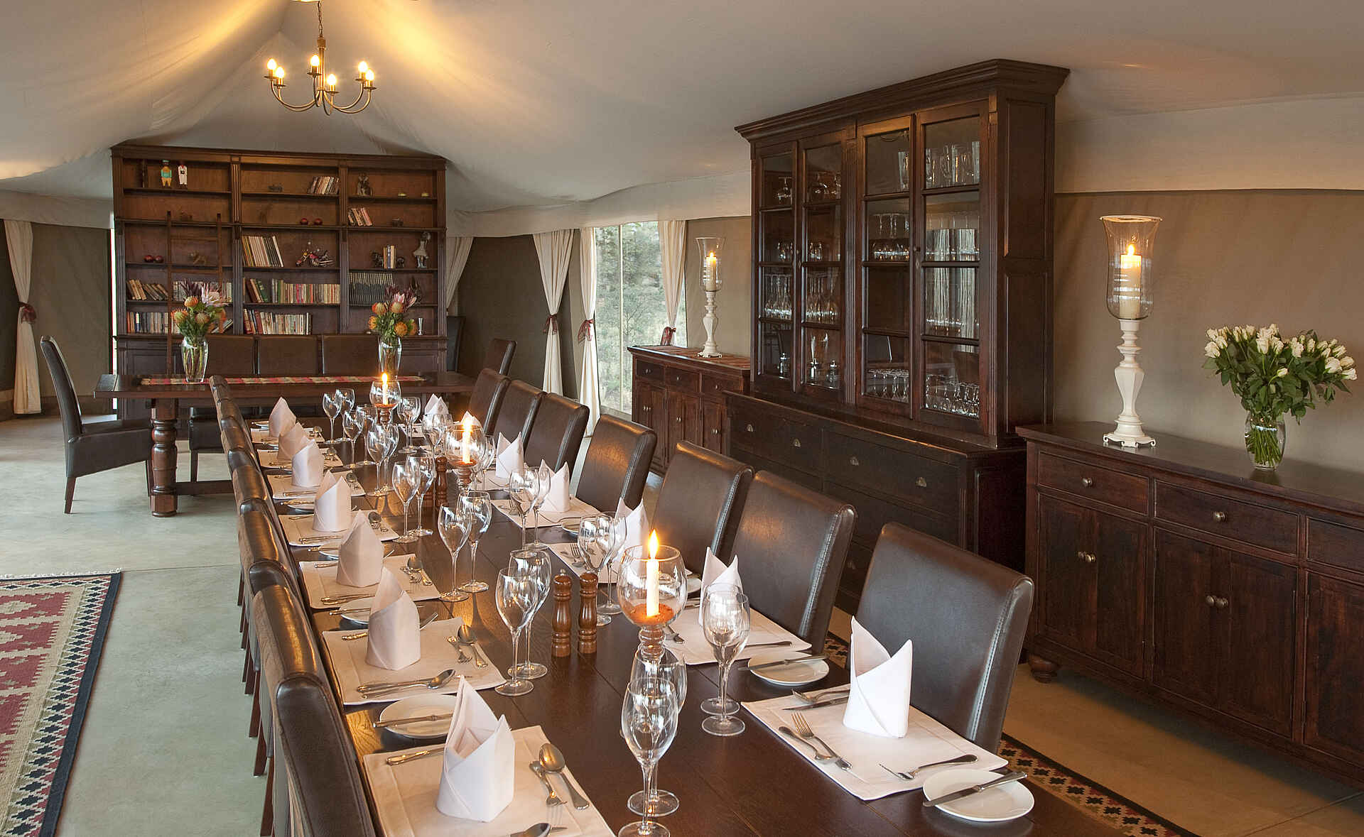 The Elephant Camp: Speisesaal