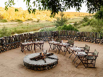 The Last Word Kitara Lodge: Die Boma The Last Word Kitara Lodge: Die Boma