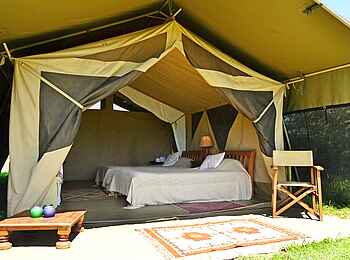 Richards River Camp: Blick auf Gästezelt Richards River Camp: Blick auf Gästezelt