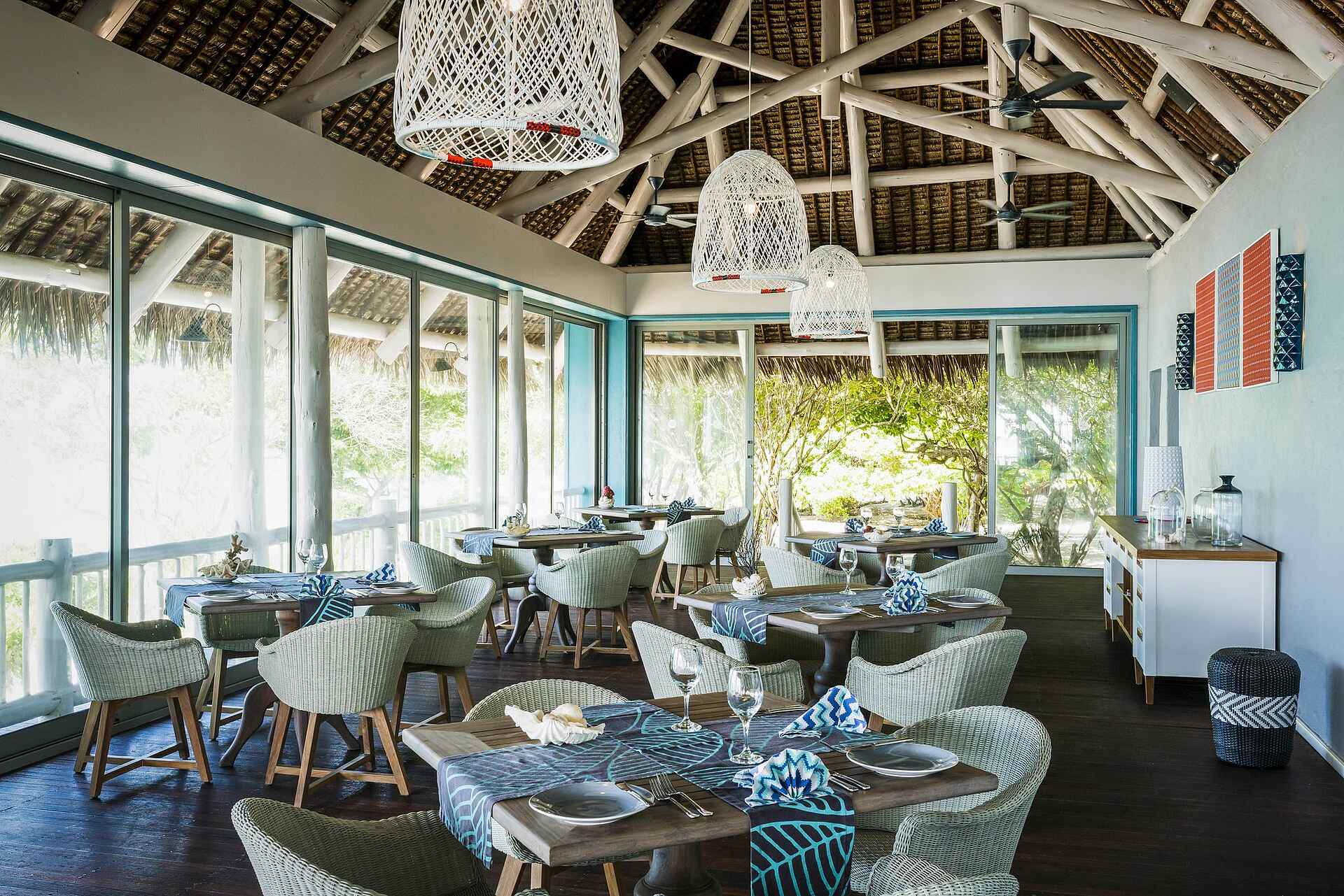 Anantara Medjumbe Island Resort, Medjumbe Island, Quirimbas-Archipel, Dinner, Jahazi-Restaurant, Restaurant, Afrikarma, Afrikarma Safaris, Afrikarma Safaris - Wildnis. Hautnah., Afrikarma.de