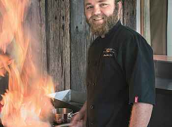 Duba Plains Camp: Küchenchef bei der Arbeit