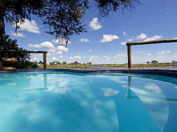 Lagoon Camp: Der Swimmingpool Lagoon Camp: Der Swimmingpool