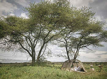 Wayo Walking Camp: Gästezelt mit Waschstation