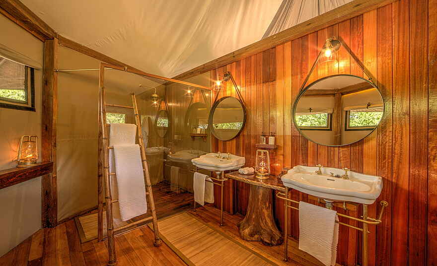 Kanana Camp: Badezimmer im Nostalgie-Look Kanana Camp: Badezimmer im Nostalgie-Look