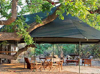 Mapazi Camp: Chitenje