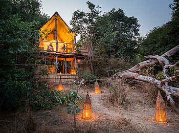 Chikoko Tree Camp: Am Abend Chikoko Tree Camp: Am Abend