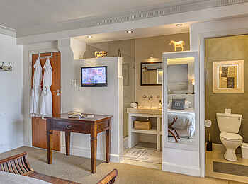 De Tafelberg Guesthouse: Das Bad im Luxury Pool Zimmer