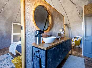 Whichaway Camp: Offener Raum 