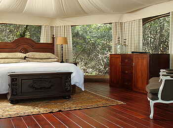 Thanda Tented Camp: Interieur eines Zeltes Thanda Tented Camp: Interieur eines Zeltes