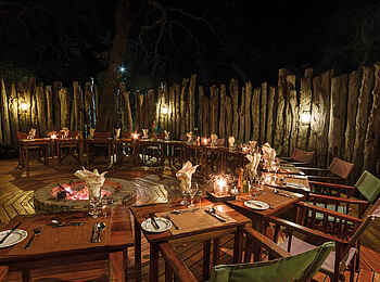 Belmond Savute Elephant Lodge: Dinner in der Boma
