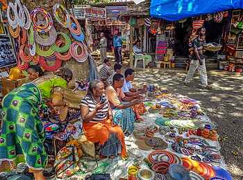 Hamerkop House by Lemala: Marktbesuch Hamerkop House by Lemala: Marktbesuch