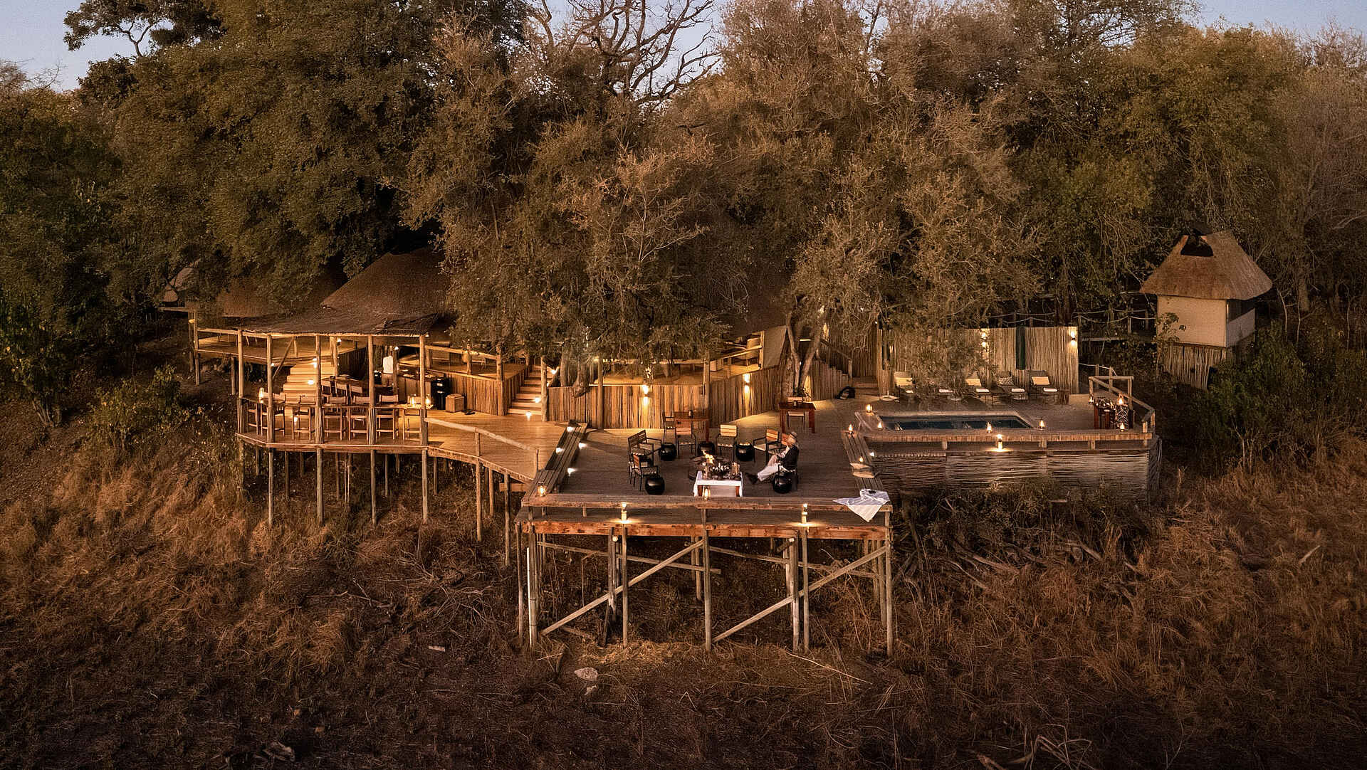 Savuti Camp: Blick auf die Terrasse