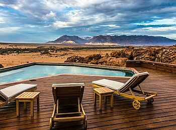 Sorris Sorris Lodge: Blick vom Swimming Pool