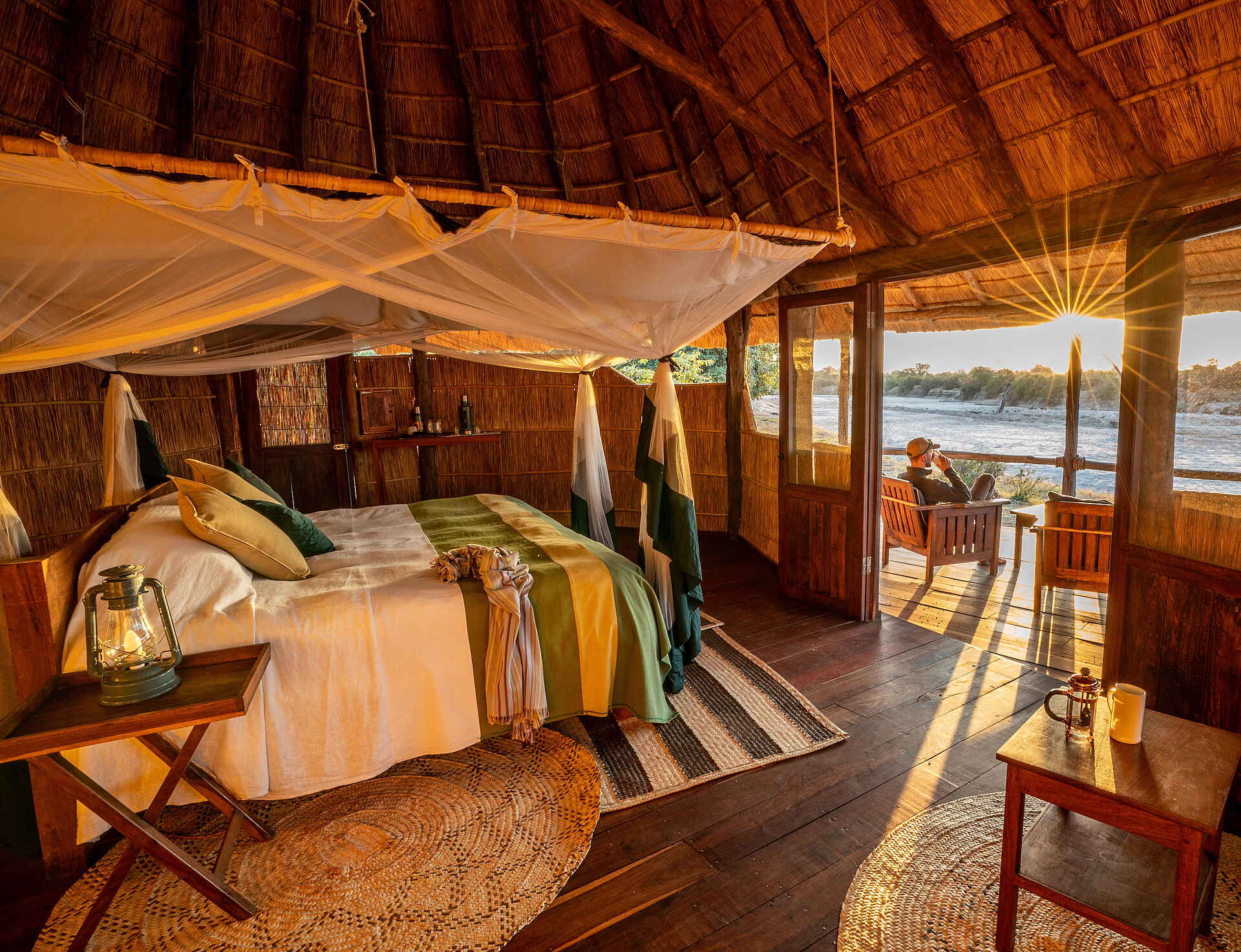 Time + Tide Nsolo: Das Chalet von Innen