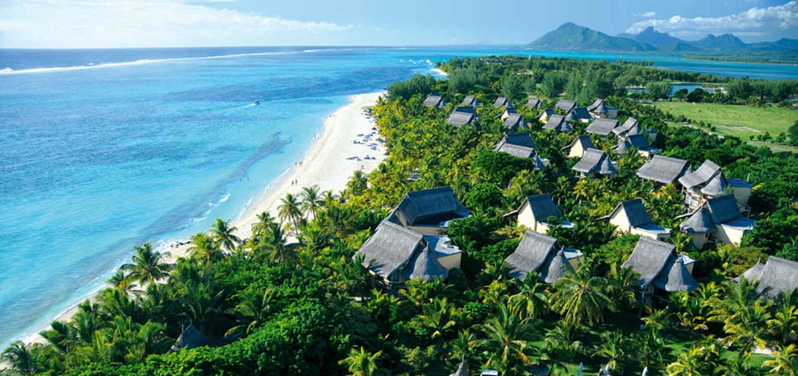 Beachcomber Dinarobin: Blick über die Hotelanlage Beachcomber Dinarobin: Blick über die Hotelanlage