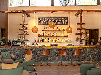 Soroi Samburu Lodge: Lounge und Barbereich