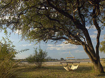 Tafika Camp: Hängematte am Ufer