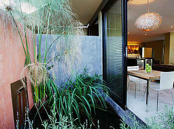 The Olive Exclusive: Kunene - Ausschnitt der Lounge