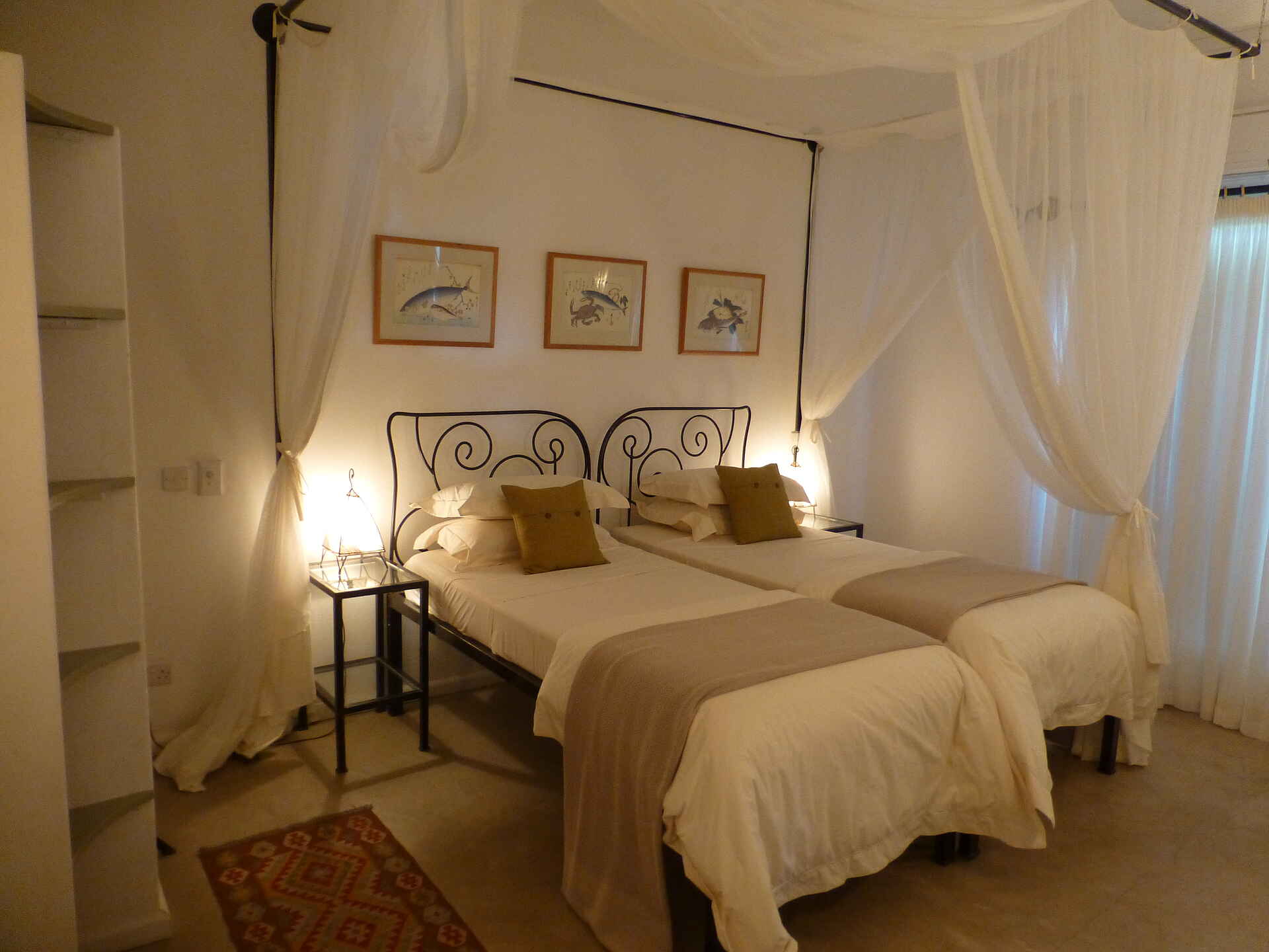 The River Farmhouse: Schlafzimmer mit Twinbetten africa, afrikarma, all inclusive, amy lea, babysitting, bilder, bildergallerie, Birding, buchen, buchung, charmaine brogan, familie, familien, fluss, gavin whyte, gruppe, haus, information, informieren, john leader, kinder, kleingruppe, Krokodil, michael voack, nachhaltigkeit, Nilpferd, privathaus, reise, reisen, reiseveranstalter, safari, sambesi, sambia, south zambia, southern Zambia, süd-sambia, swimming pool, tessa prior, the river farmhouse, urlaub, victoria falls, Victoria Falls National Park, Victoria Falls Nationalpark, viktoriafälle, Vögel, vollpension, wasser, wasserfall, waterberry lodge, www.afrikarma.de, zambezi, zambia, bett, einrichtung, gästeunterkunft, guest building, guest facilities, interieur, schlafen, schlafzimmer, unterkunft, zimmer