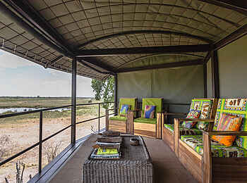 Jackalberry Tented Camp: Obere Lounge