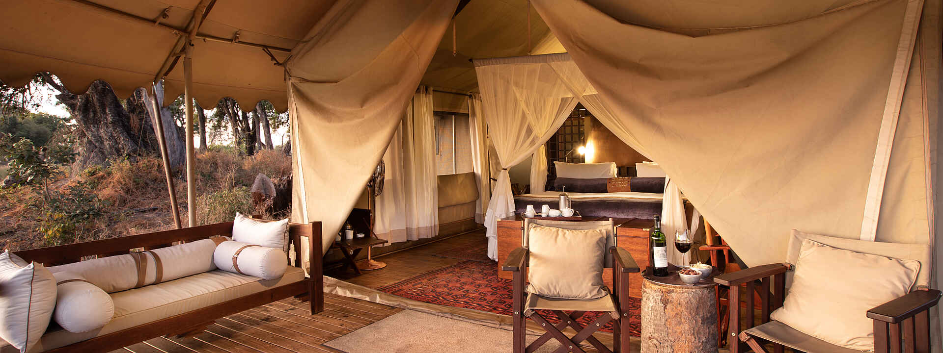 Duba Explorers Camp: Loungebereich im Gästezelt