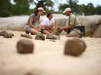 Dulini River Lodge: Bei allen Touren nehmen sich die Guides Zeit für Erklärungen