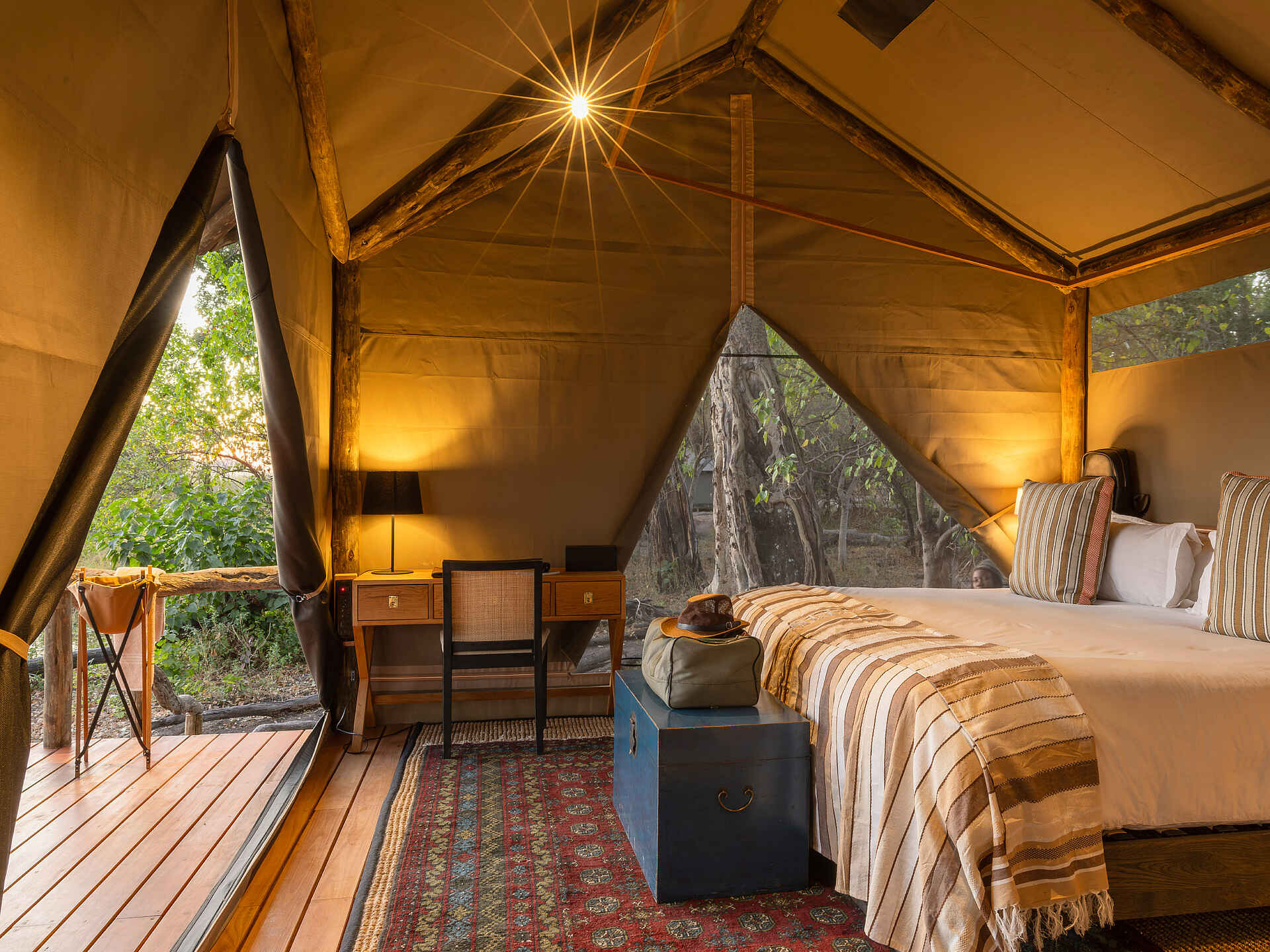 Shinde Footsteps: Blick ins Schlafzimmer Shinde Footsteps: Blick ins Schlafzimmer