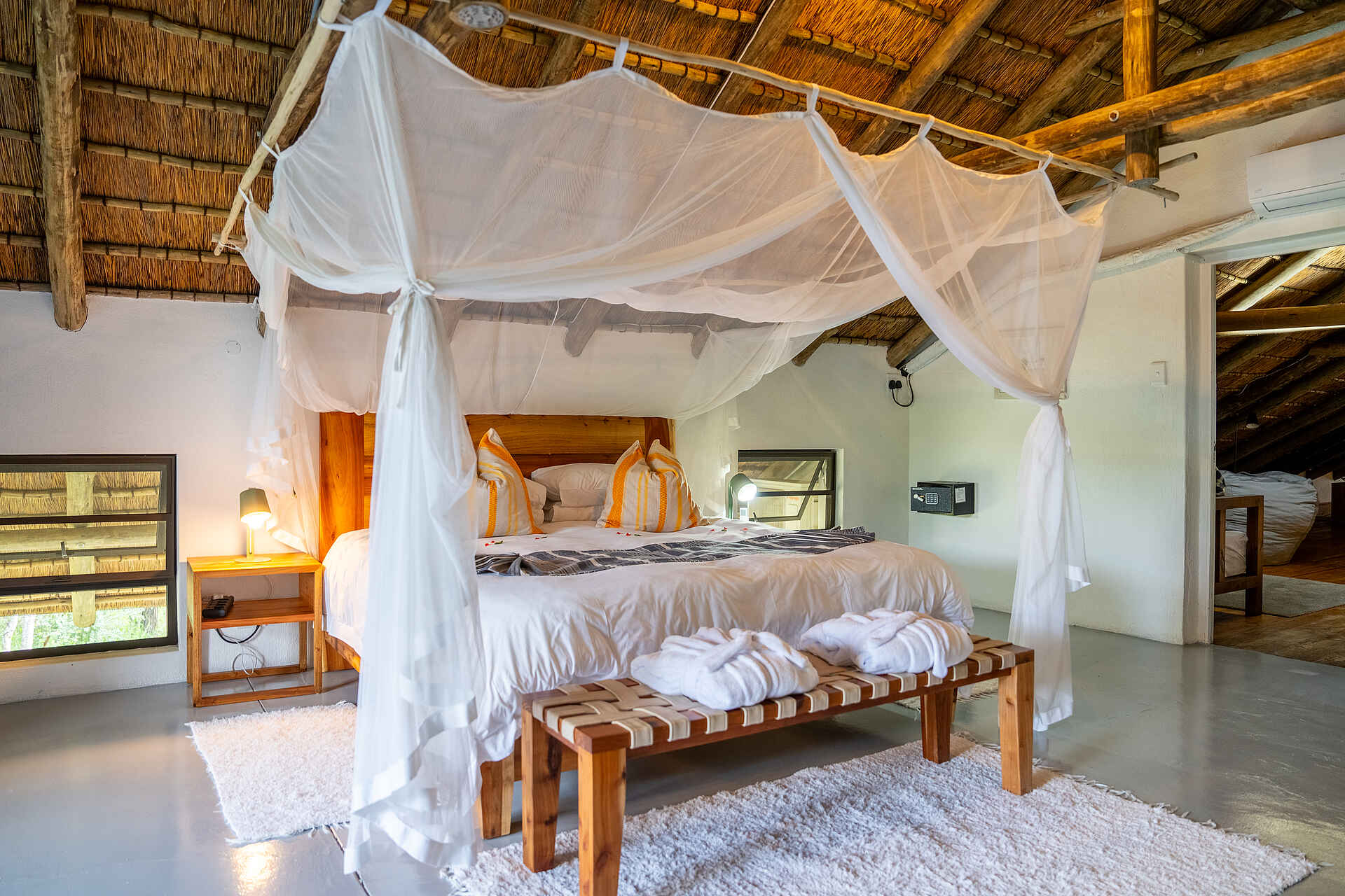 Siviti Timbavati Plains Lodge: Ein Schlafzimmer im Homestead