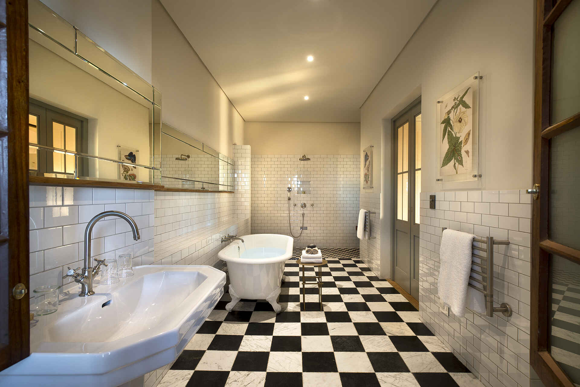 Franschhoek, Südafrika, Western Cape, Winelands, Badezimmer, Afrikarma, Afrikarma Safaris, Afrikarma Safaris - Wildnis. Hautnah., afrikarma.de