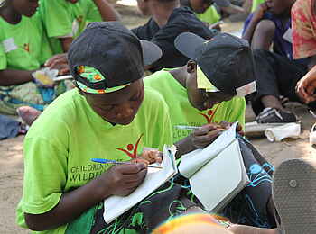 Mvuu Camp: Das Children-in-the-Wilderness-Programm