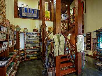 Ngorongoro Serena Safari Lodge: Souvenir-Shop Ngorongoro Serena Safari Lodge: Souvenir-Shop