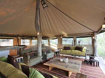 Sango Safari Camp: Lounge