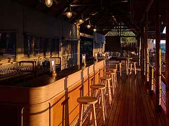 Savute Safari Lodge: Bar Savute Safari Lodge: Bar
