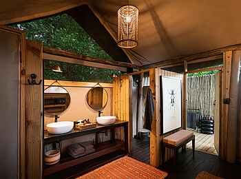 Little Sable Camp: Das Gästebad Little Sable Camp: Das Gästebad