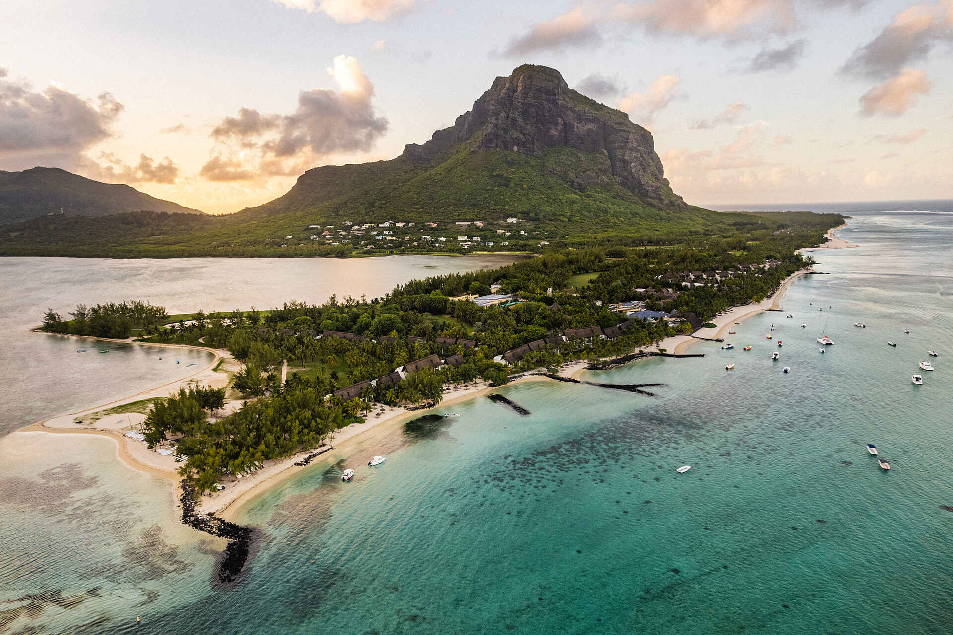 Paradis Beachcomber Golf Resort and Spa: Luftbild
