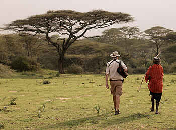 Serian's Serengeti South Camp: Zu Fuss unterwegs