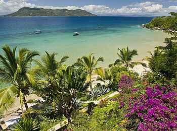 Time + Tide Tsara Komba: Man kann von der Unterkunft das Festland von Madagaskar sehen