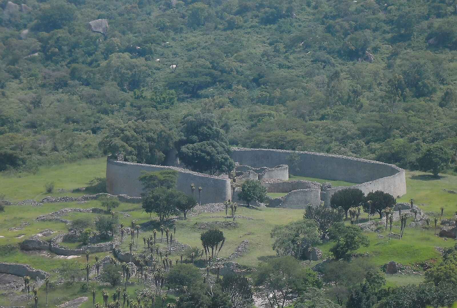 Great Zimbabwe: Eastern Enclosure Gesamtansicht Great Zimbabwe: Eastern Enclosure Gesamtansicht
